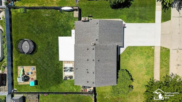 15517 Susan Street, Southgate, MI 48195