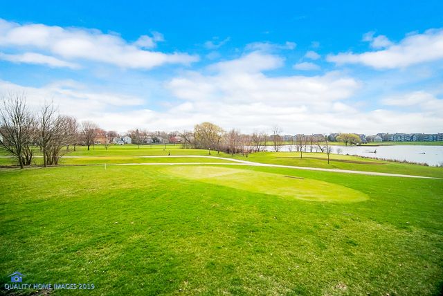 1447 Club Drive A, Glendale Heights, IL 60139