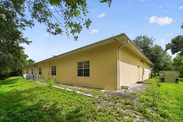 3651 Virginia Avenue, Fort Pierce, FL 34981