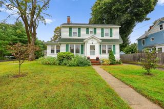 10 Fleetwood Avenue, Bethel, CT 06801