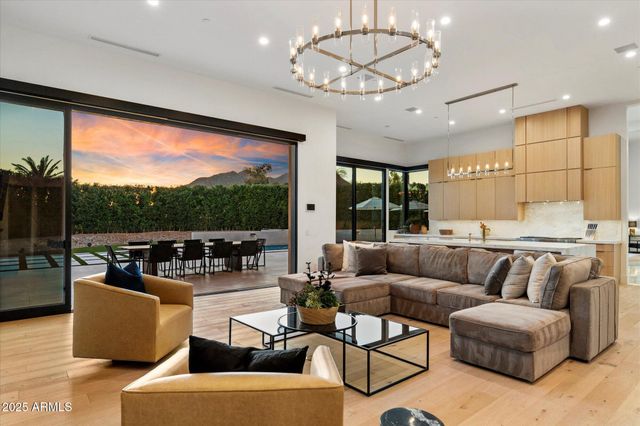 5517 N 68TH Place, Paradise Valley, AZ 85253