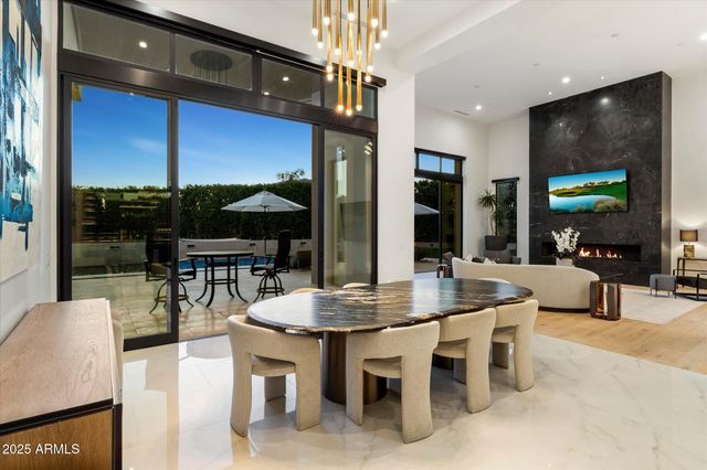 5517 N 68TH Place, Paradise Valley, AZ 85253