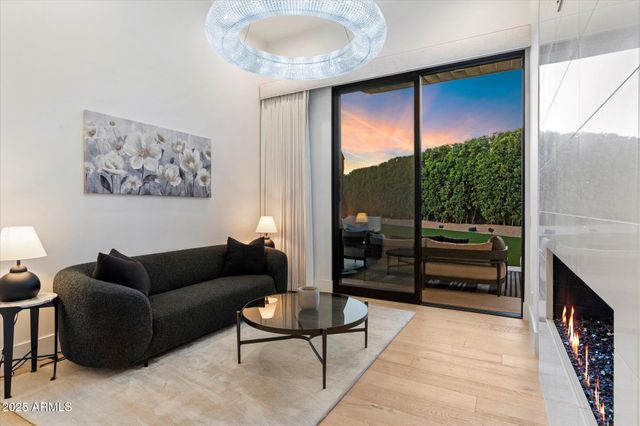 5517 N 68TH Place, Paradise Valley, AZ 85253