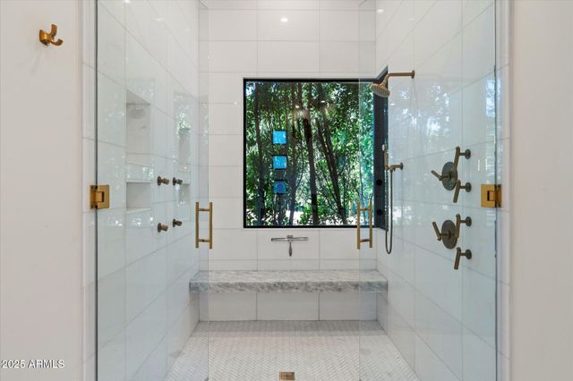 5517 N 68TH Place, Paradise Valley, AZ 85253