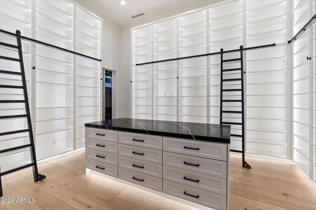 5517 N 68TH Place, Paradise Valley, AZ 85253