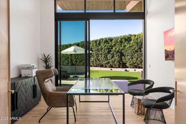 5517 N 68TH Place, Paradise Valley, AZ 85253