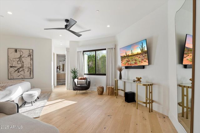 5517 N 68TH Place, Paradise Valley, AZ 85253