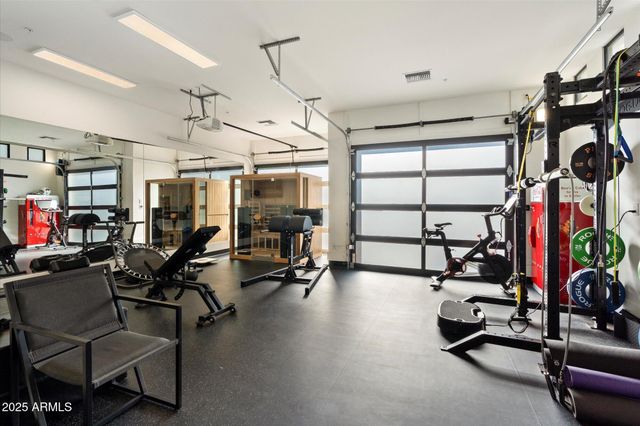 5517 N 68TH Place, Paradise Valley, AZ 85253