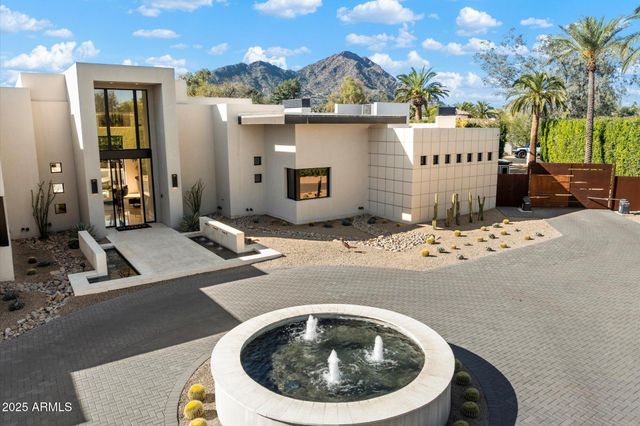 5517 N 68TH Place, Paradise Valley, AZ 85253