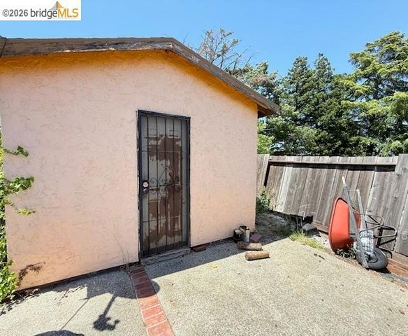 133 Meadowlark Way, Hercules, CA 94547