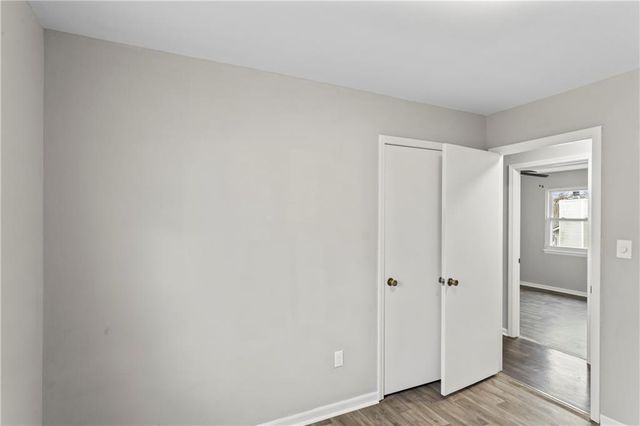 1422 N Blue Mills Road, Independence, MO 64056