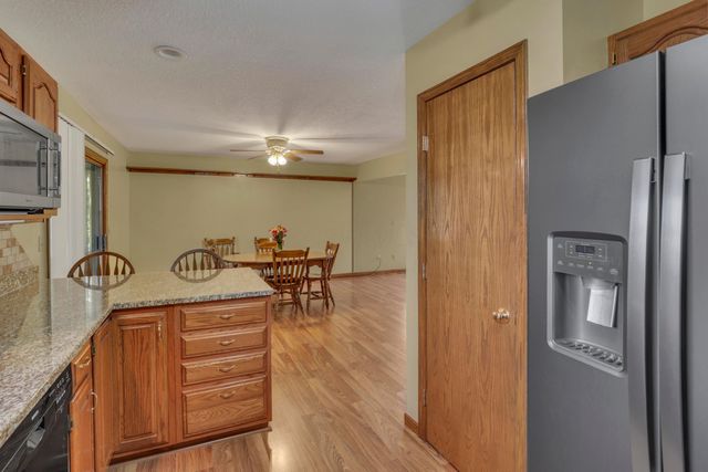 965 Nadine Drive, Heath, OH 43056