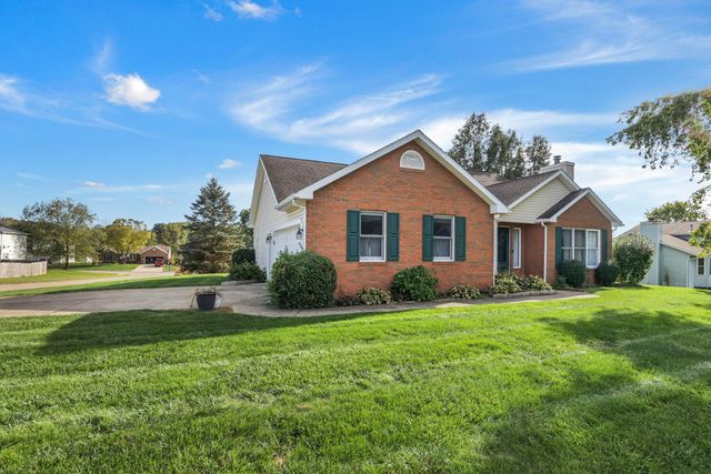 965 Nadine Drive, Heath, OH 43056