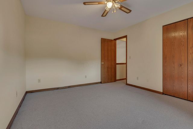 965 Nadine Drive, Heath, OH 43056