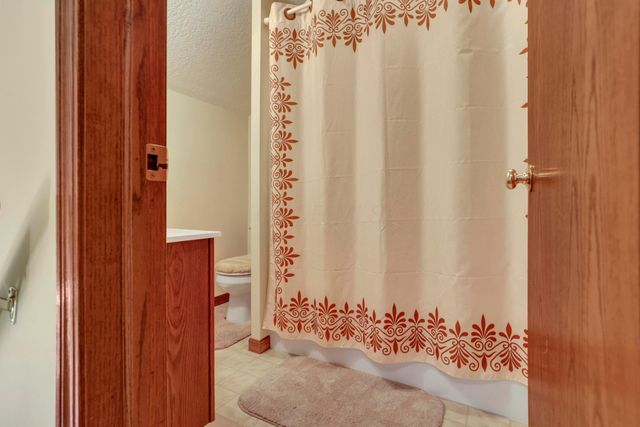 965 Nadine Drive, Heath, OH 43056