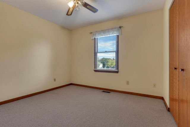 965 Nadine Drive, Heath, OH 43056