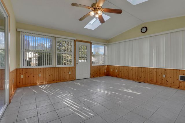 965 Nadine Drive, Heath, OH 43056