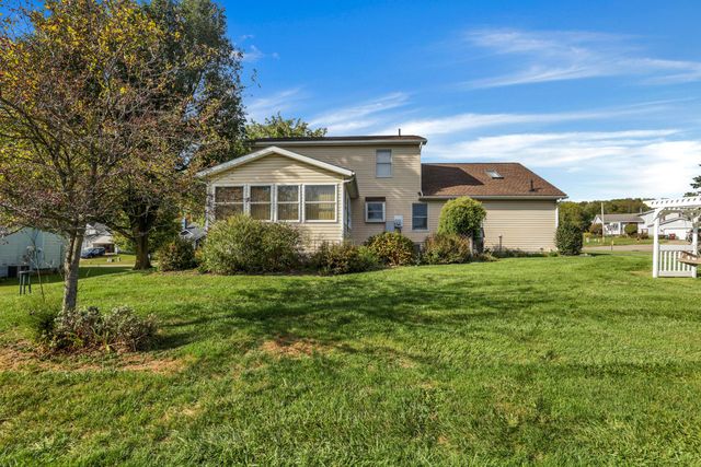 965 Nadine Drive, Heath, OH 43056