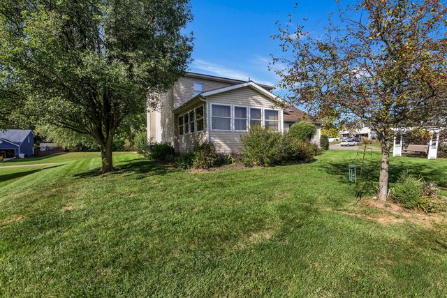 965 Nadine Drive, Heath, OH 43056