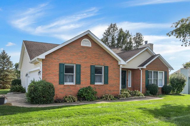 965 Nadine Drive, Heath, OH 43056