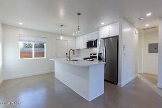 1423 N Venice Avenue, Tucson, AZ 85712