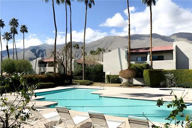 1150 E Amado 8B1, Palm Springs, CA 92262