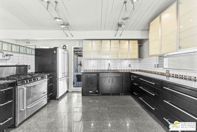 784 E Alexander Way, Palm Springs, CA 92262