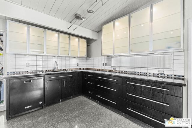 784 E Alexander Way, Palm Springs, CA 92262