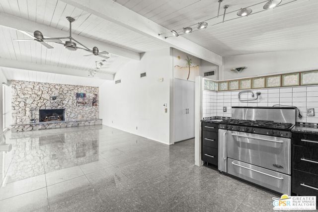 784 E Alexander Way, Palm Springs, CA 92262