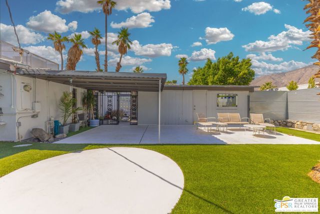 784 E Alexander Way, Palm Springs, CA 92262