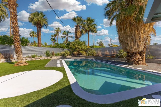 784 E Alexander Way, Palm Springs, CA 92262