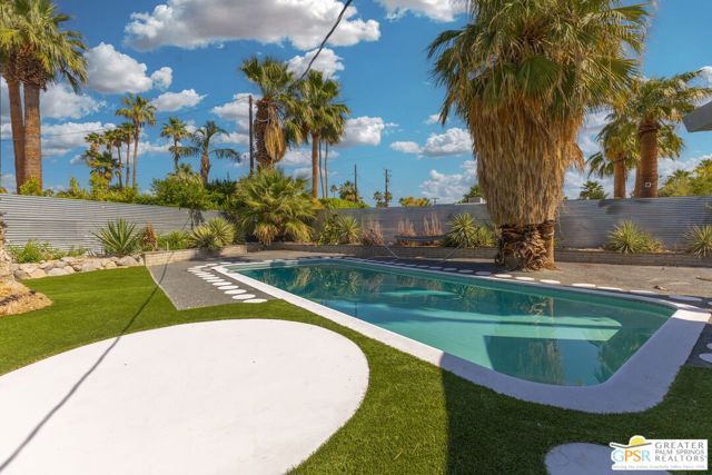 784 E Alexander Way, Palm Springs, CA 92262