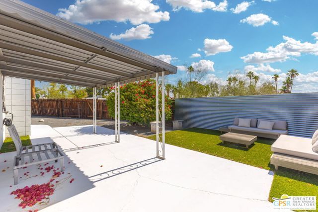 784 E Alexander Way, Palm Springs, CA 92262