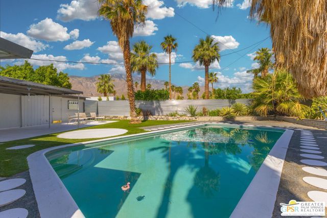 784 E Alexander Way, Palm Springs, CA 92262