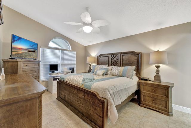 1164 NW Lombardy Drive, Port St Lucie, FL 34986