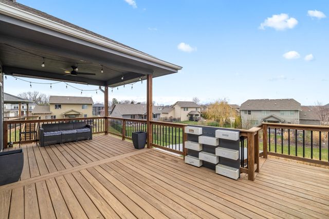 16837 Prairie Drive, Clive, IA 50325