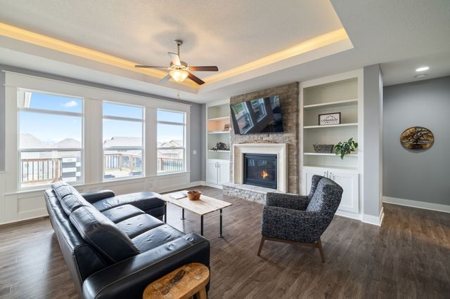 16837 Prairie Drive, Clive, IA 50325