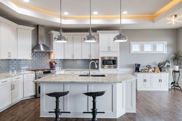 16837 Prairie Drive, Clive, IA 50325