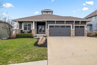 16837 Prairie Drive, Clive, IA 50325