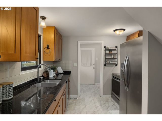 2915 Se 133RD Ave, Portland, OR 97236