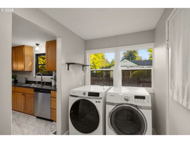 2915 Se 133RD Ave, Portland, OR 97236
