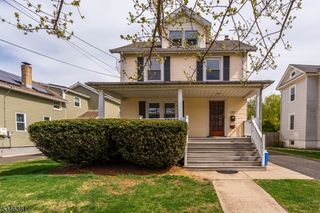 649 N Avenue Ext, Dunellen Boro, NJ 08812