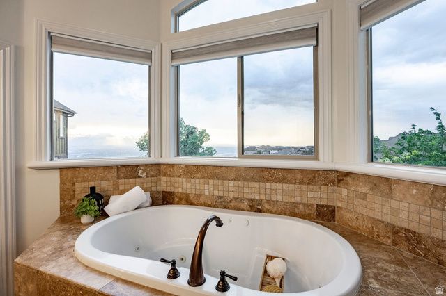 1263 E WILD MAPLE CT, Draper, UT 84020
