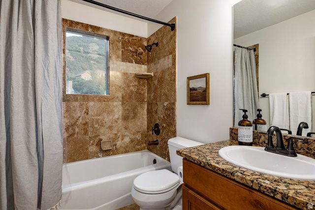 1263 E WILD MAPLE CT, Draper, UT 84020