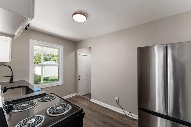 2725 Homecroft Drive, Columbus, OH 43211