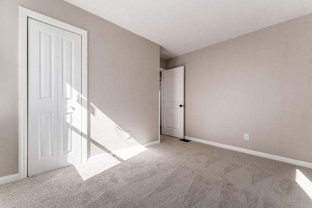 2725 Homecroft Drive, Columbus, OH 43211