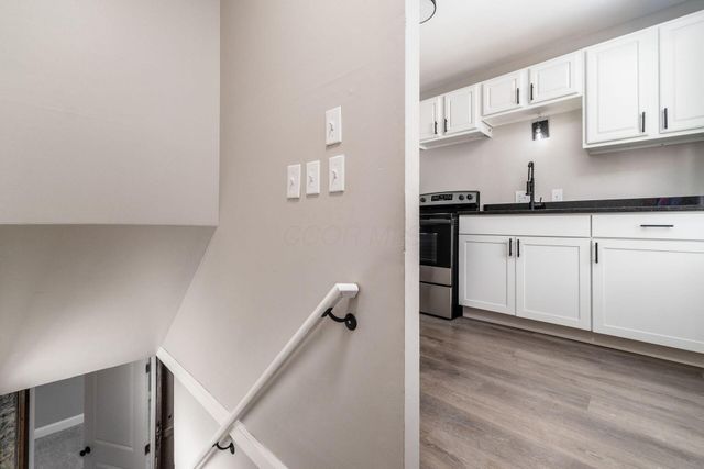 2725 Homecroft Drive, Columbus, OH 43211