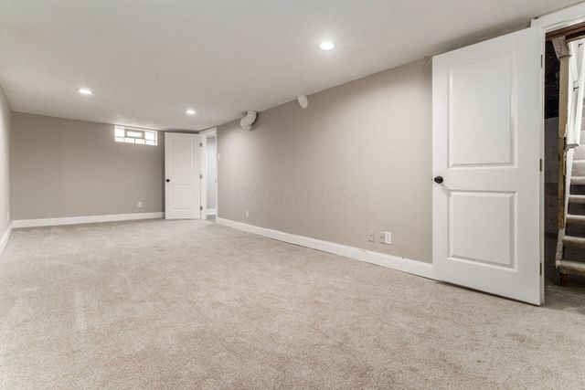 2725 Homecroft Drive, Columbus, OH 43211