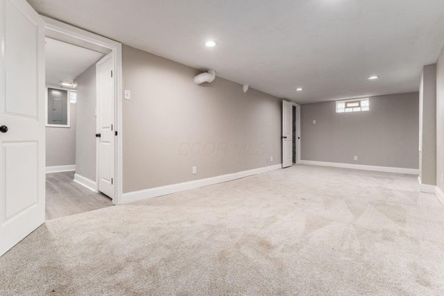 2725 Homecroft Drive, Columbus, OH 43211