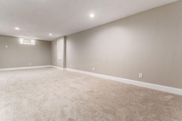 2725 Homecroft Drive, Columbus, OH 43211